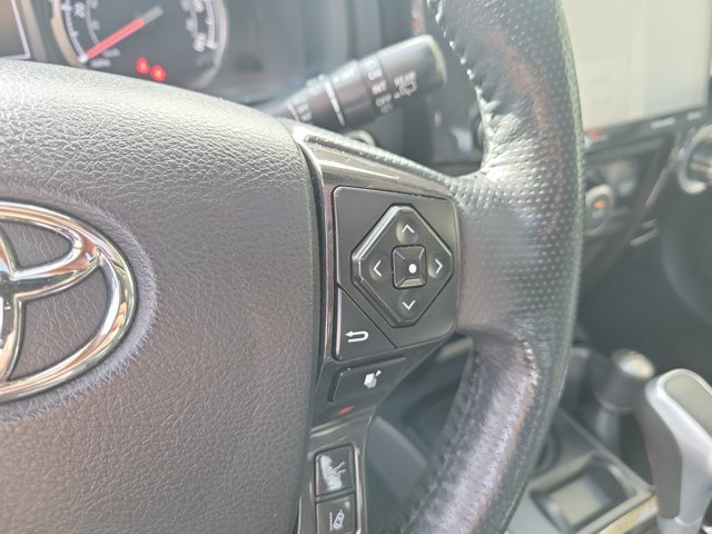 Used 2023 Toyota 4Runner TRD Off-Road Premium w/ Off Road Premium Plus Package AWD/4WD image 28