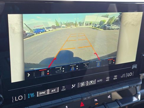 Used 2024 GMC Hummer EV 3X AWD/4WD image 48