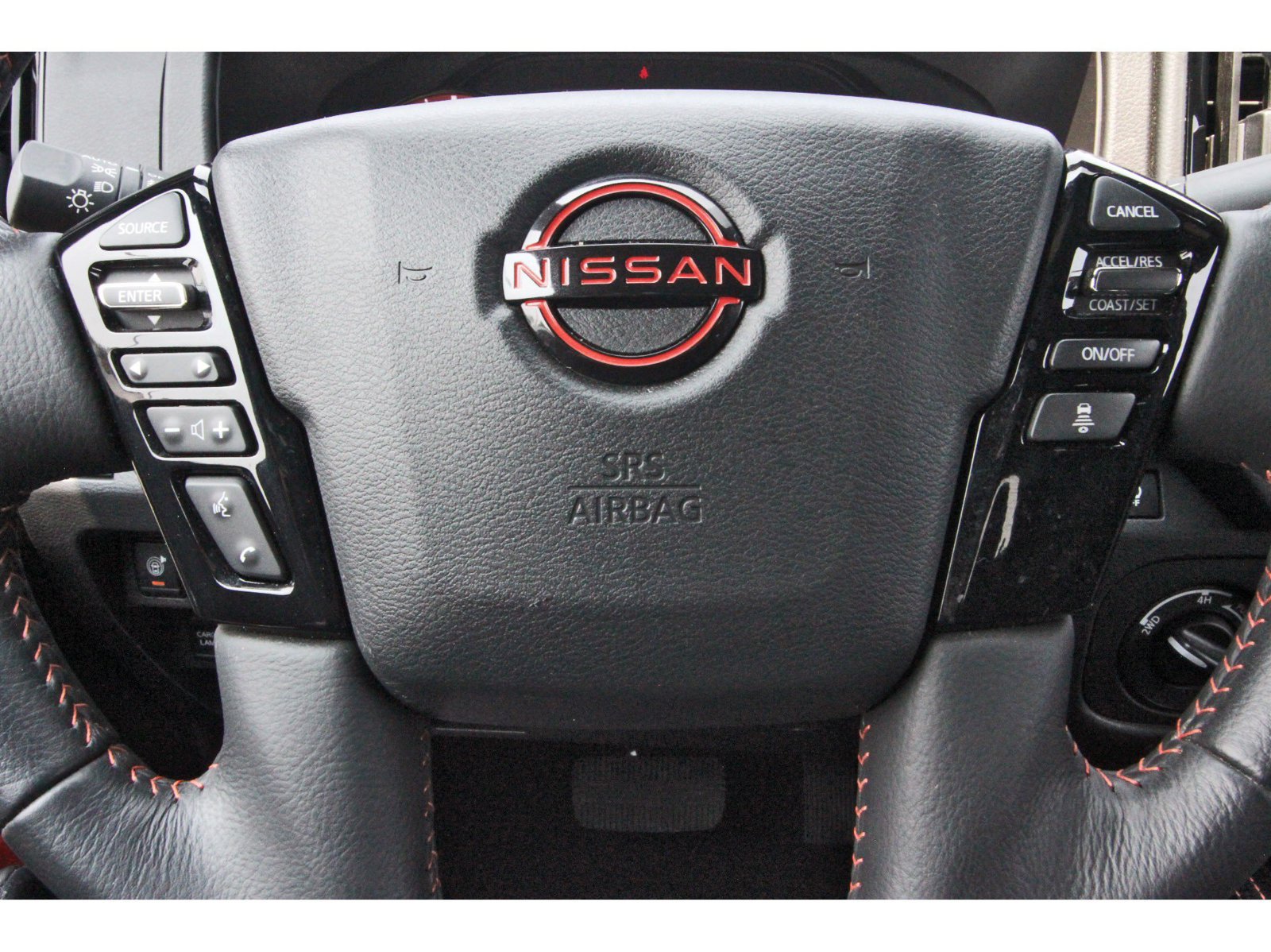 Certified 2025 Nissan Frontier PRO-4X w/ Pro Convenience Package AWD/4WD image 18