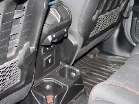 Used 2021 Jeep Wrangler Unlimited Rubicon w/ Cold Weather Group image 17