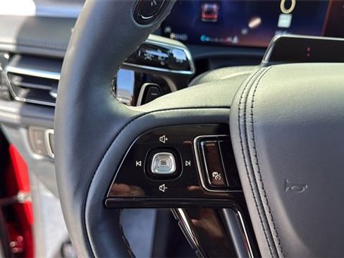 New 2025 Lincoln Aviator AWD image 31