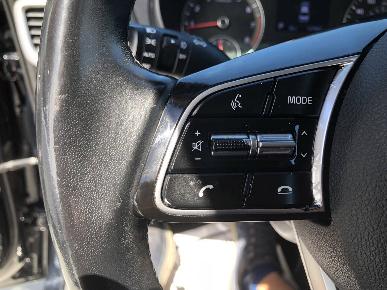 Used 2020 Kia Optima Premium FWD image 20