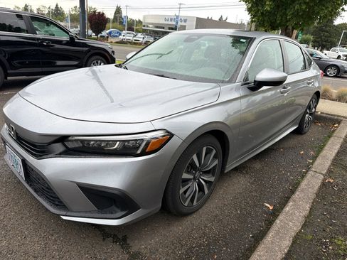 Used 2023 Honda Civic EX image 1