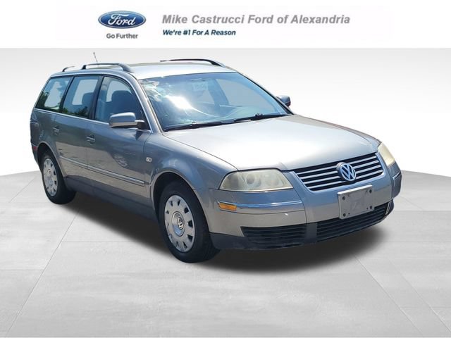Used 2003 Volkswagen Passat GL FWD image 1