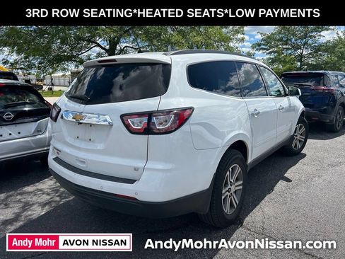 Used 2017 Chevrolet Traverse LT FWD image 3