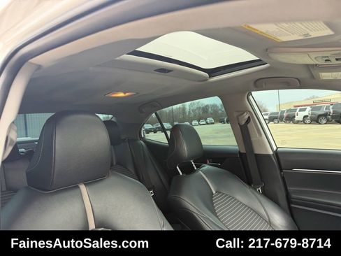 Used 2019 Toyota Camry SE image 78