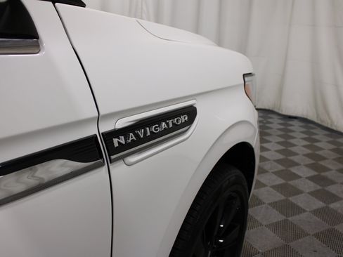 Used 2023 Lincoln Navigator Black Label AWD/4WD image 25