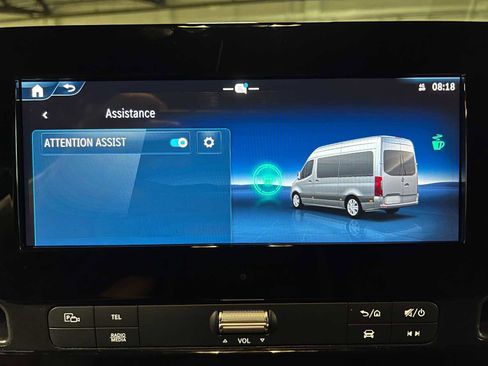 Used 2025 Mercedes-Benz Sprinter 2500 image 27