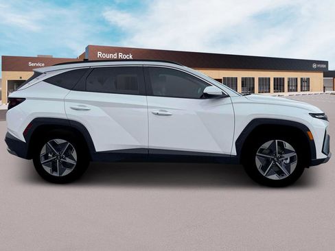 New 2026 Hyundai Tucson SEL FWD image 8