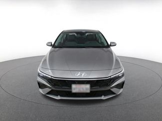 Used 2025 Hyundai Elantra Limited FWD video 2