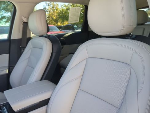 New 2026 Lincoln Nautilus Premier w/ Equipment Group 102A image 10