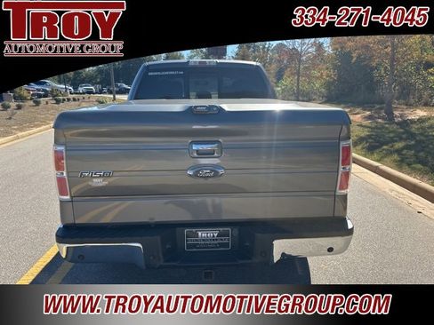 Used 2014 Ford F150 Lariat w/ Lariat Chrome Package image 6