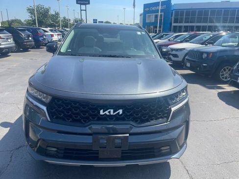 Used 2023 Kia Sorento EX w/ Panoramic Sunroof Package FWD image 6