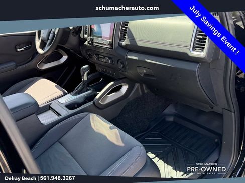 Used 2022 Nissan Frontier SV AWD/4WD image 17