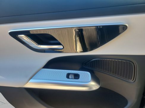 Used 2026 Mercedes-Benz E 350 Sedan image 6
