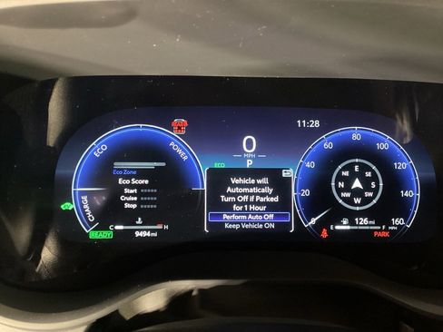 Used 2025 Toyota Sienna XLE Woodland Edition image 13