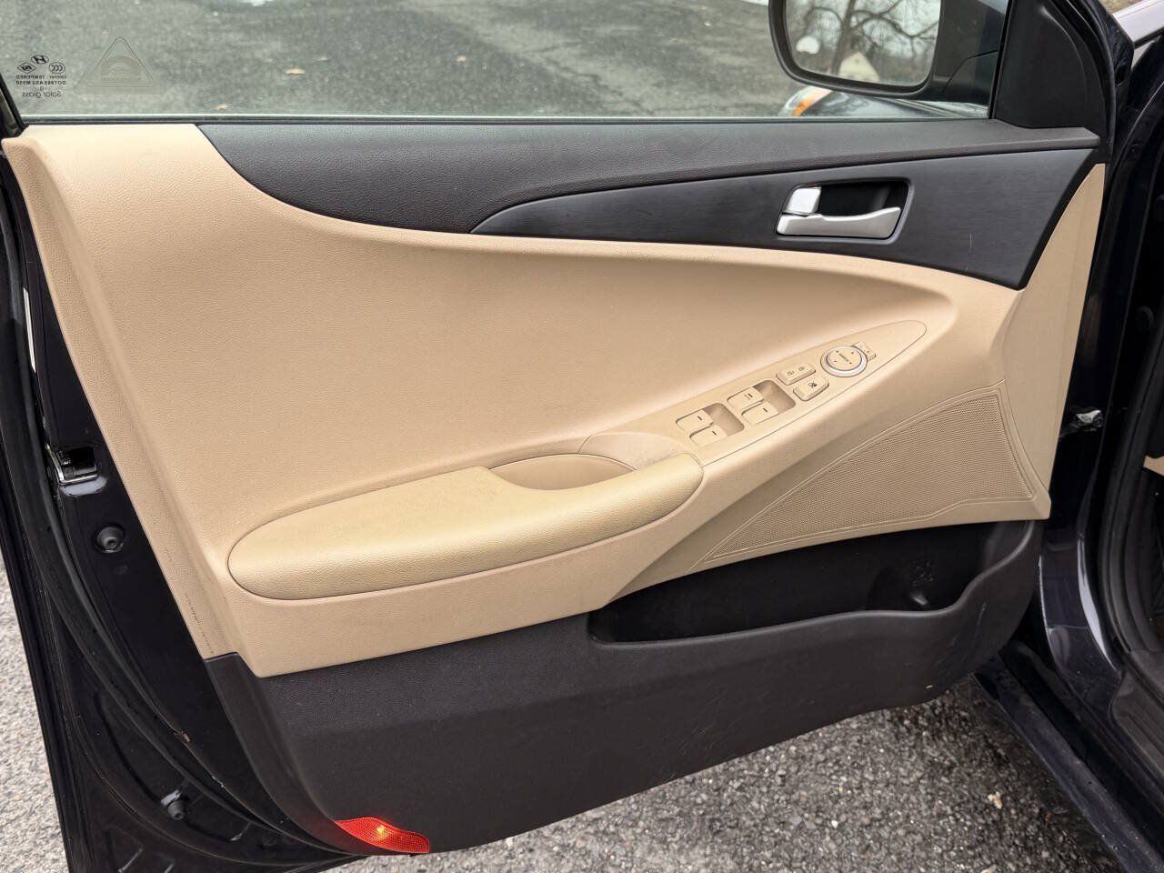 Used 2011 Hyundai Sonata GLS FWD image 11