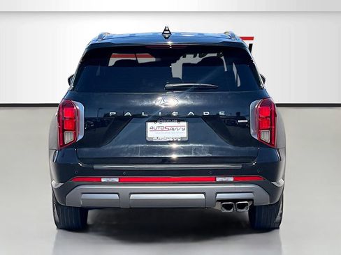 Used 2023 Hyundai Palisade Limited AWD/4WD image 6