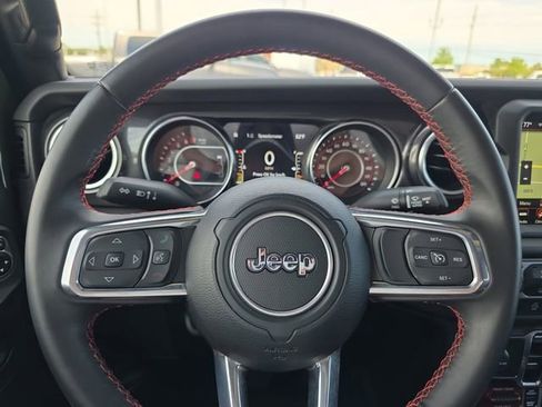 Used 2022 Jeep Gladiator Rubicon w/ LED Lighting Group AWD/4WD image 20