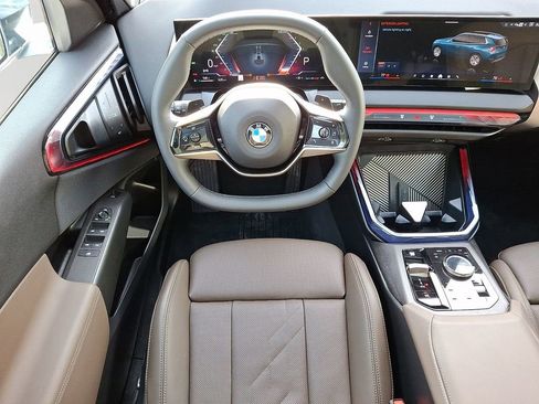 Certified 2025 BMW X3 xDrive30i w/ Premium Package image 11