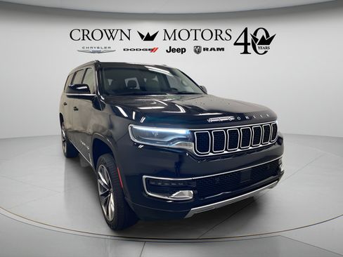 Used 2024 Jeep Wagoneer Series III w/ Premium Group I AWD/4WD image 1