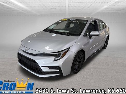 Used 2023 Toyota Corolla SE image 1