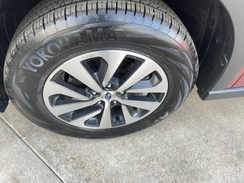 Certified 2025 Subaru Outback Premium image 37