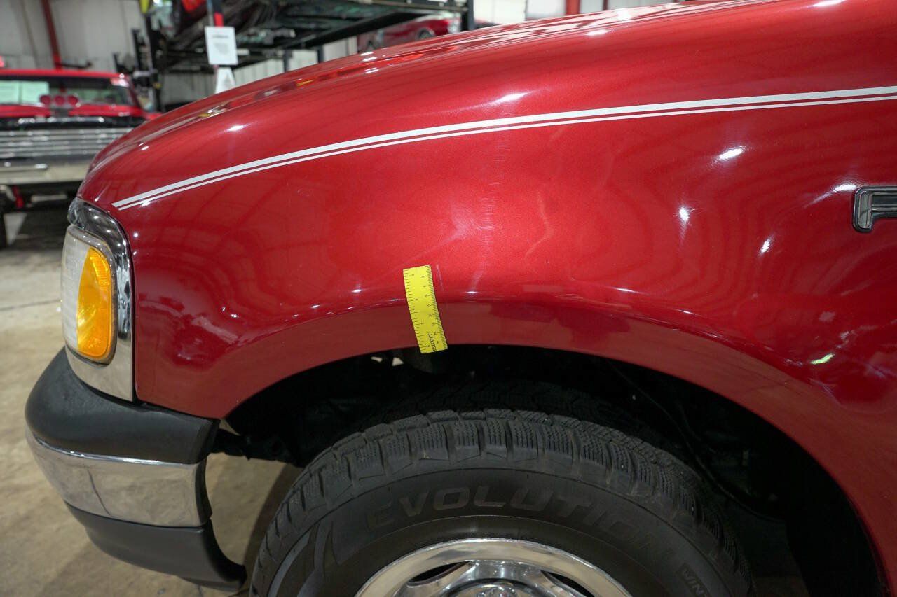 Used 1999 Ford F150 Lariat RWD image 32