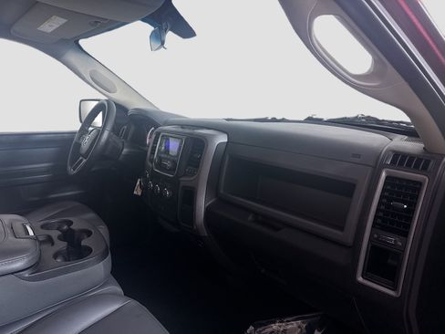 Used 2017 RAM 1500 Express image 28