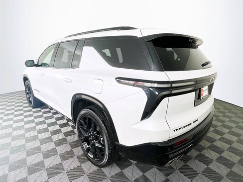 Used 2025 Chevrolet Traverse RS w/ LPO, Floor Liner Package AWD/4WD image 6