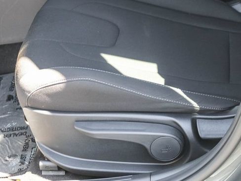 Certified 2026 Hyundai Elantra Sport FWD image 25