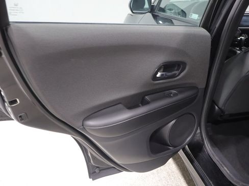 Used 2020 Honda HR-V Sport image 19