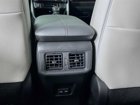 New 2025 Toyota RAV4 Limited image 15