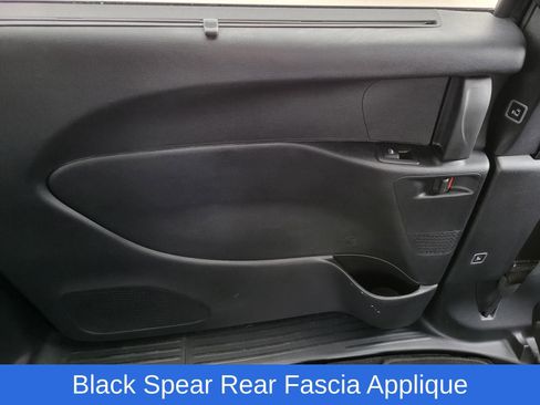 Used 2020 Chrysler Pacifica Touring-L w/ Advanced Safetytec Group FWD image 16