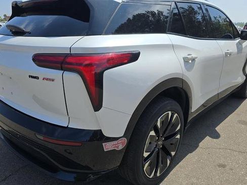Used 2024 Chevrolet Blazer EV RS AWD/4WD image 3