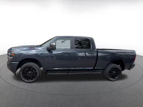 Used 2025 RAM 2500 Big Horn AWD/4WD image 9