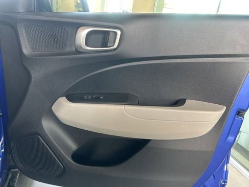 New 2026 Hyundai Venue SEL FWD image 31