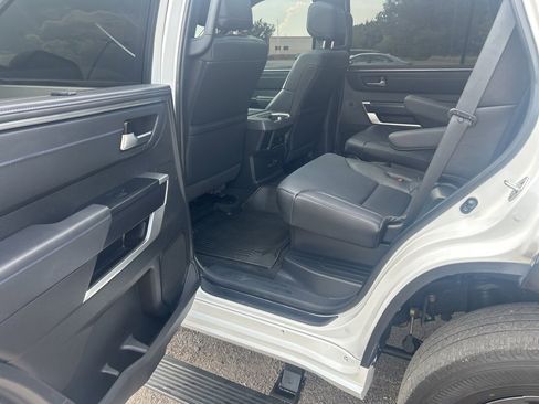Used 2023 Toyota Sequoia Platinum image 28