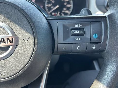 Used 2021 Nissan Rogue SV AWD/4WD image 31