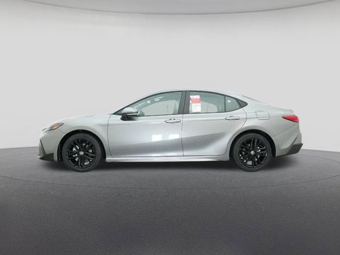 New 2026 Toyota Camry SE image 19
