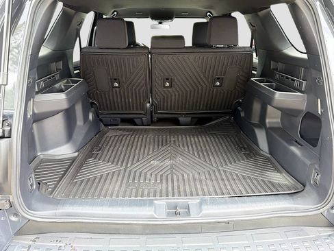 Used 2025 Toyota 4Runner SR5 RWD image 35