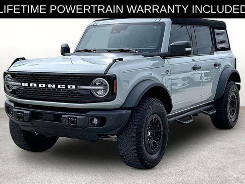 Used 2023 Ford Bronco Wildtrak AWD/4WD image 13