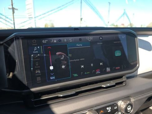 Used 2025 Jeep Wrangler Unlimited Sahara w/ Safety Group image 23