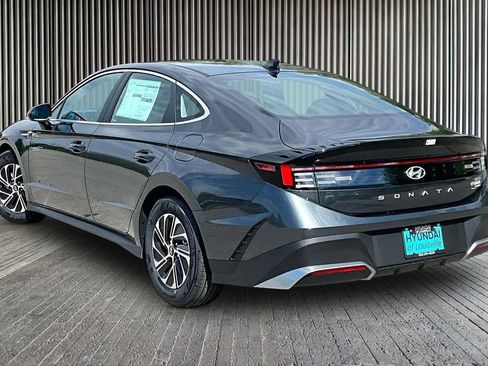 New 2026 Hyundai Sonata Blue FWD image 3