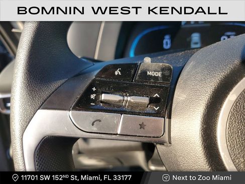 Used 2025 Hyundai Elantra SE image 28