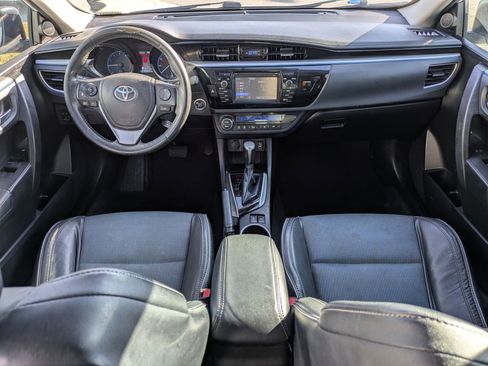 Used 2015 Toyota Corolla S image 29