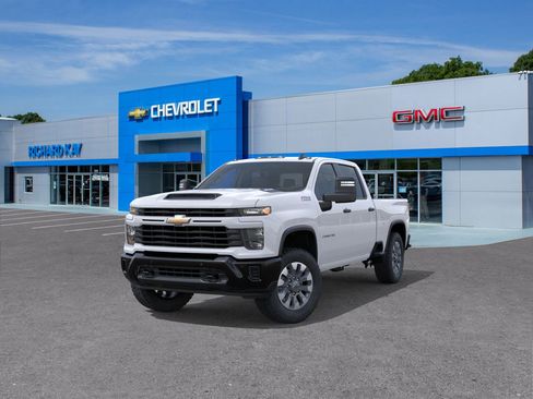 New 2026 Chevrolet Silverado 2500 Custom w/ Custom Value Package image 32