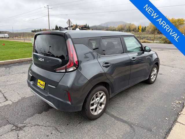 Used 2023 Kia Soul LX w/ LX Technology Package FWD image 6