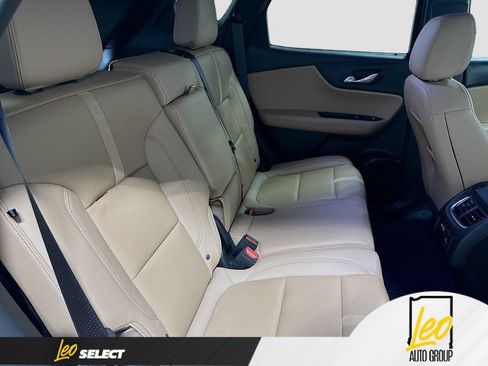 Used 2022 Chevrolet Blazer Premier w/ Enhanced Convenience Package AWD/4WD image 31