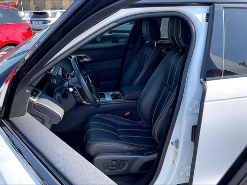 Used 2022 Land Rover Range Rover Velar S image 8